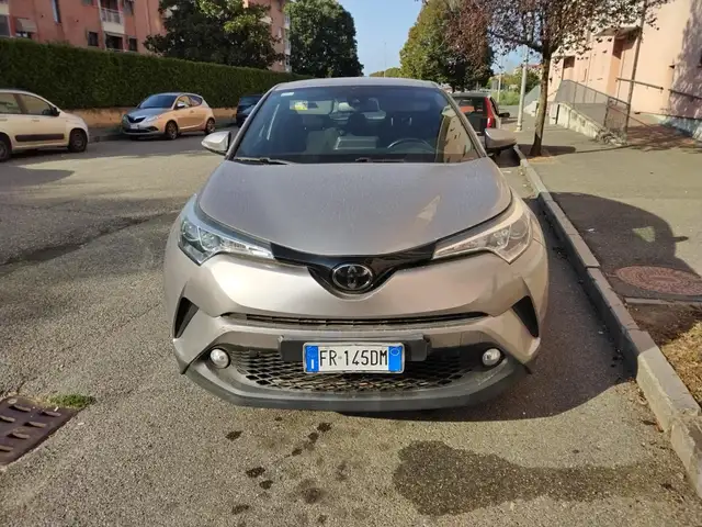 Toyota C-HR 1.2t Business 2wd