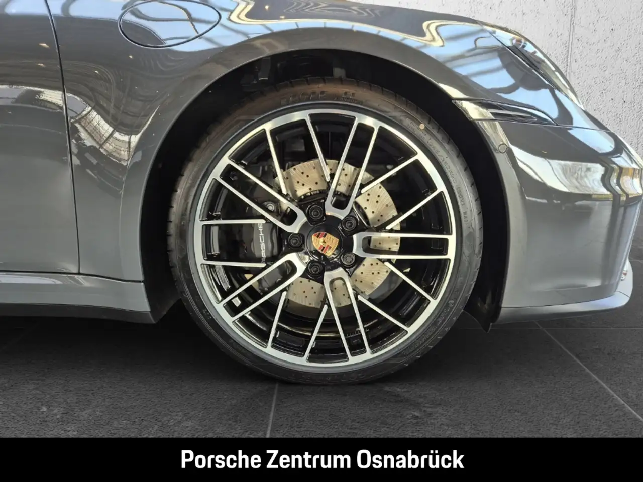 Porsche 992 -2 (911) Carrera Cabriolet Sportaga BOSE 18-Wege S 12