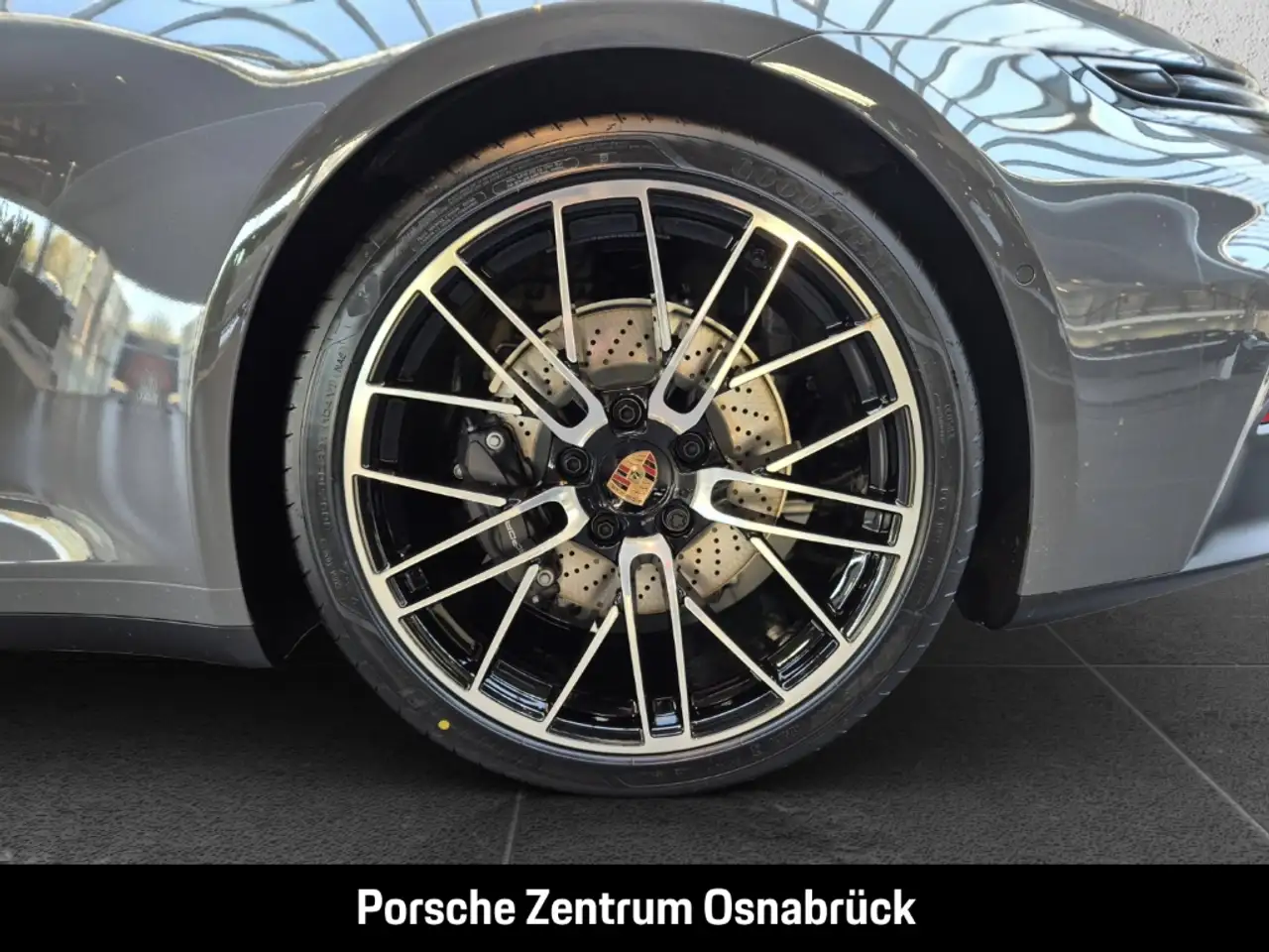 Porsche 992 -2 (911) Carrera Cabriolet Sportaga BOSE 18-Wege S 13