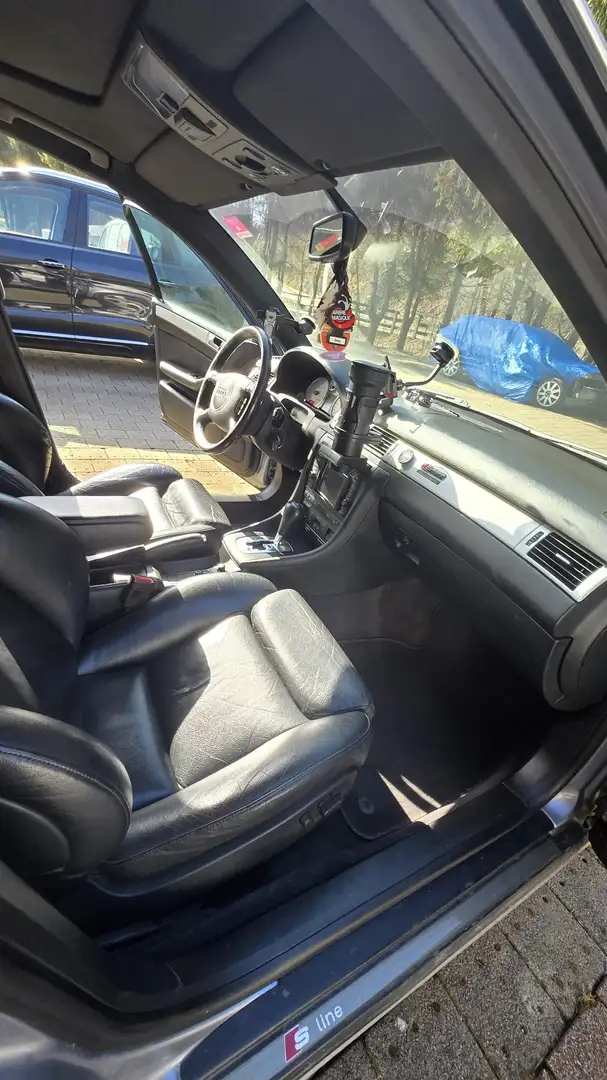 Audi A6 Avant 2.5 TDI - 2