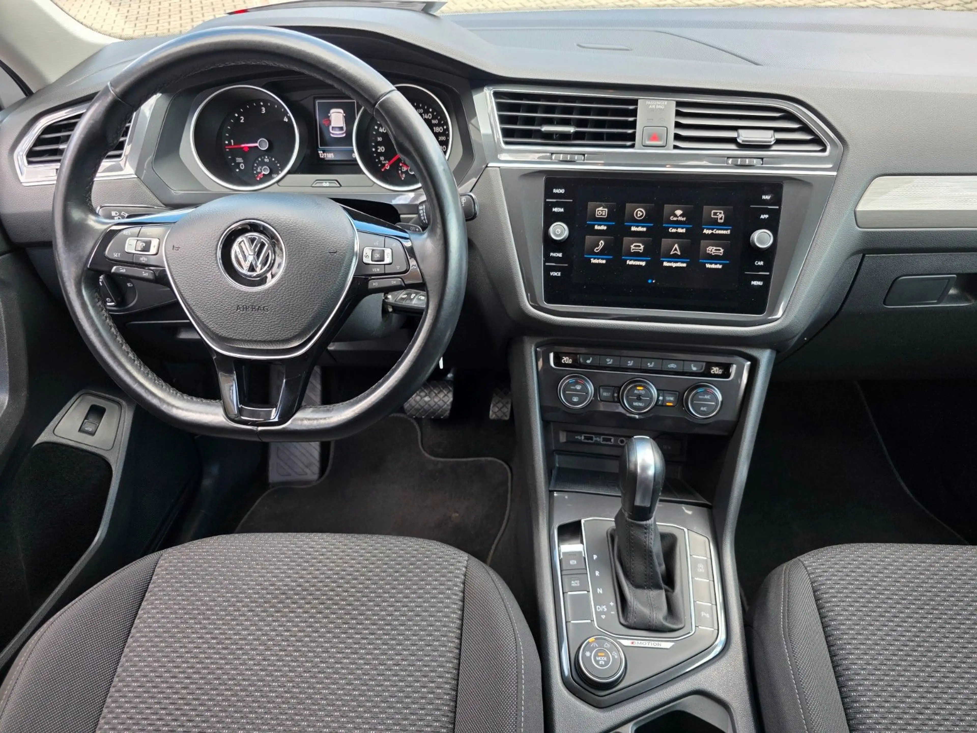 Volkswagen Tiguan Allspace 2.0 TDI DSG/4Motion/7-Sitze/1.Hd — photo 10