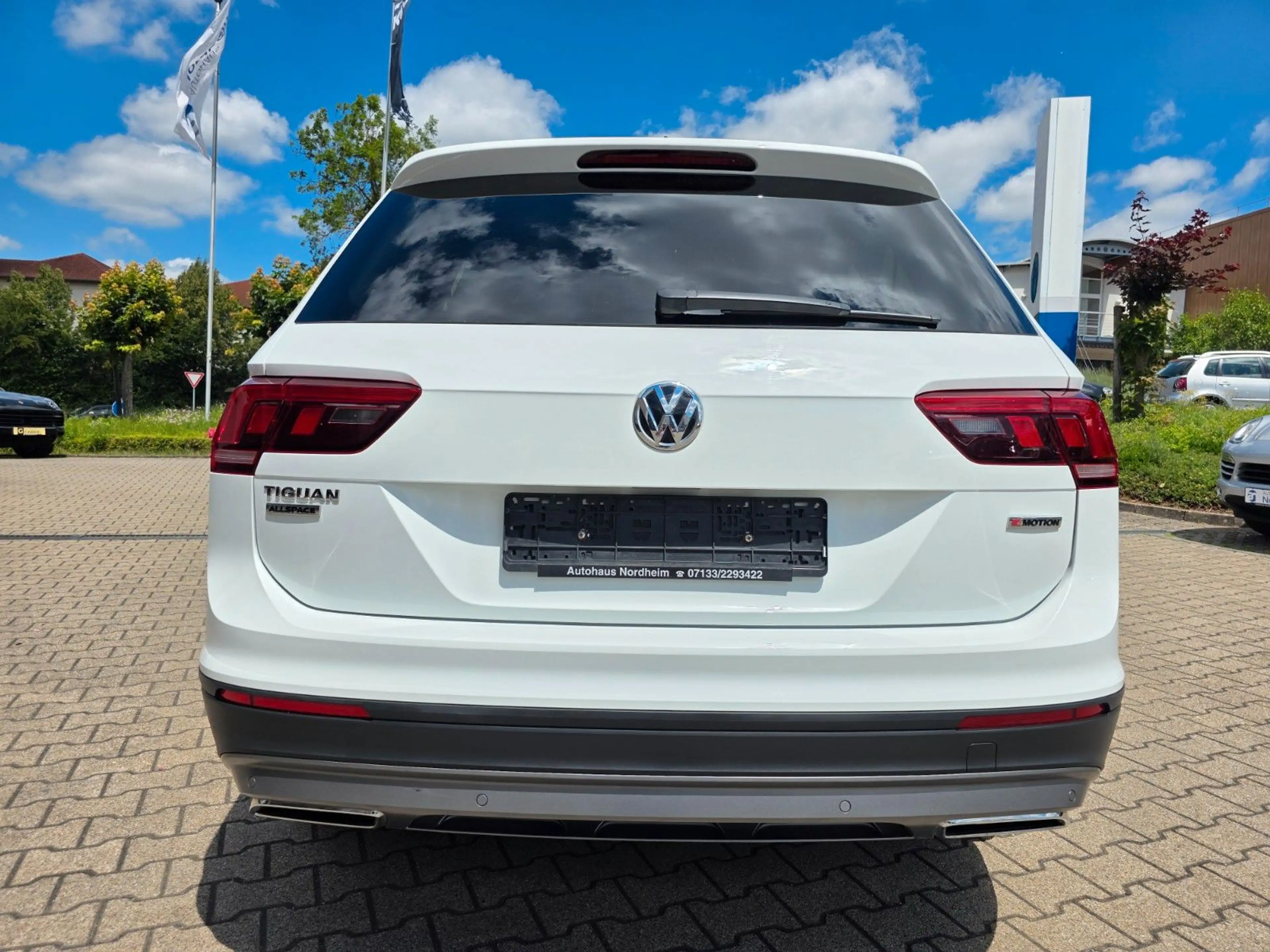 Volkswagen Tiguan Allspace 2.0 TDI DSG/4Motion/7-Sitze/1.Hd — photo 9