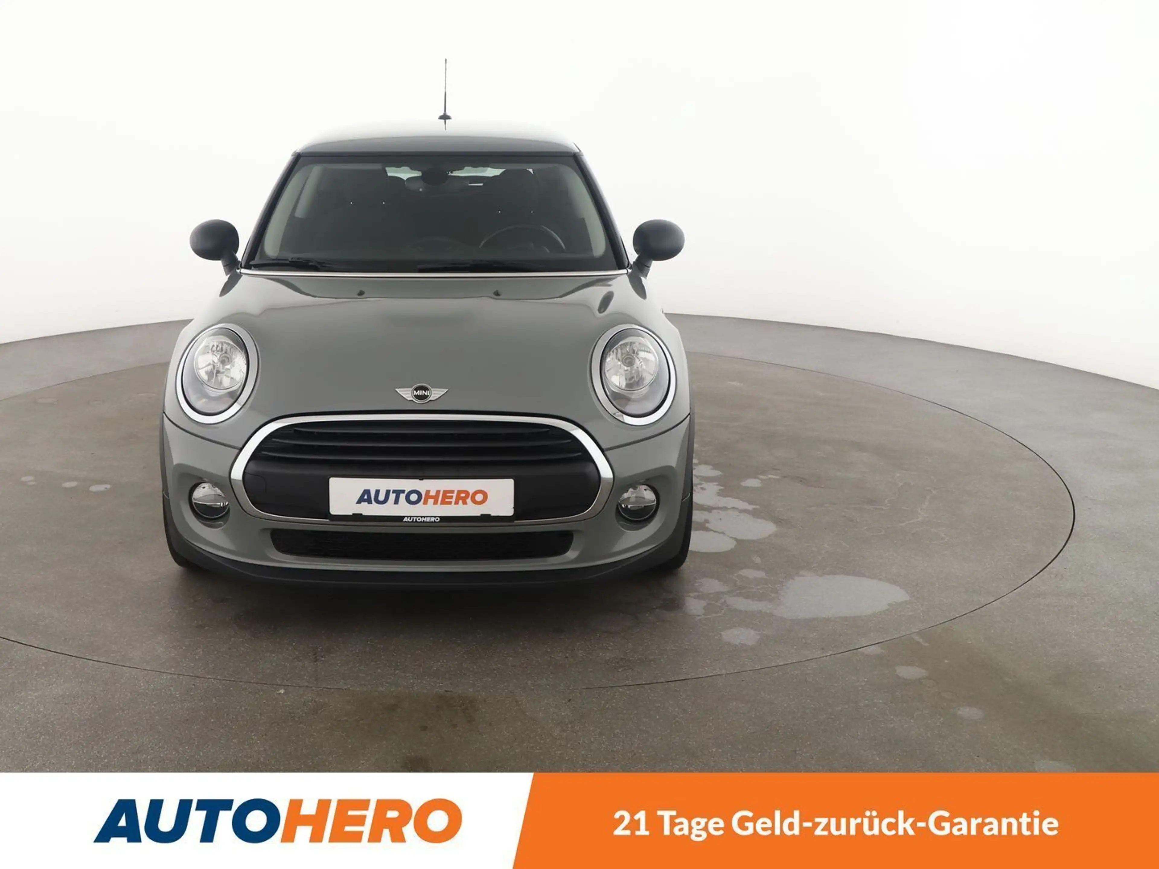 MINI One D One D *NAVI*TEMPO*PDC*SHZ* — photo 9