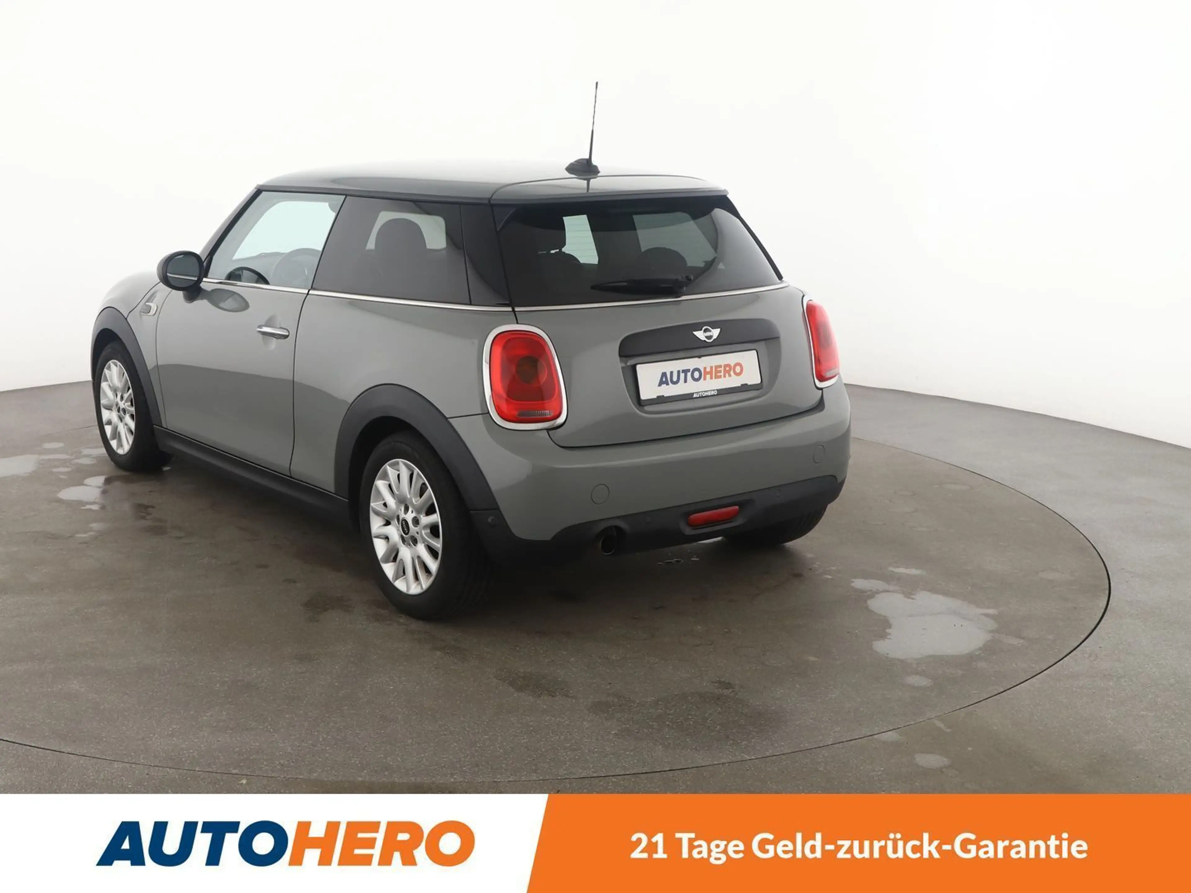 MINI One D One D *NAVI*TEMPO*PDC*SHZ* — photo 4
