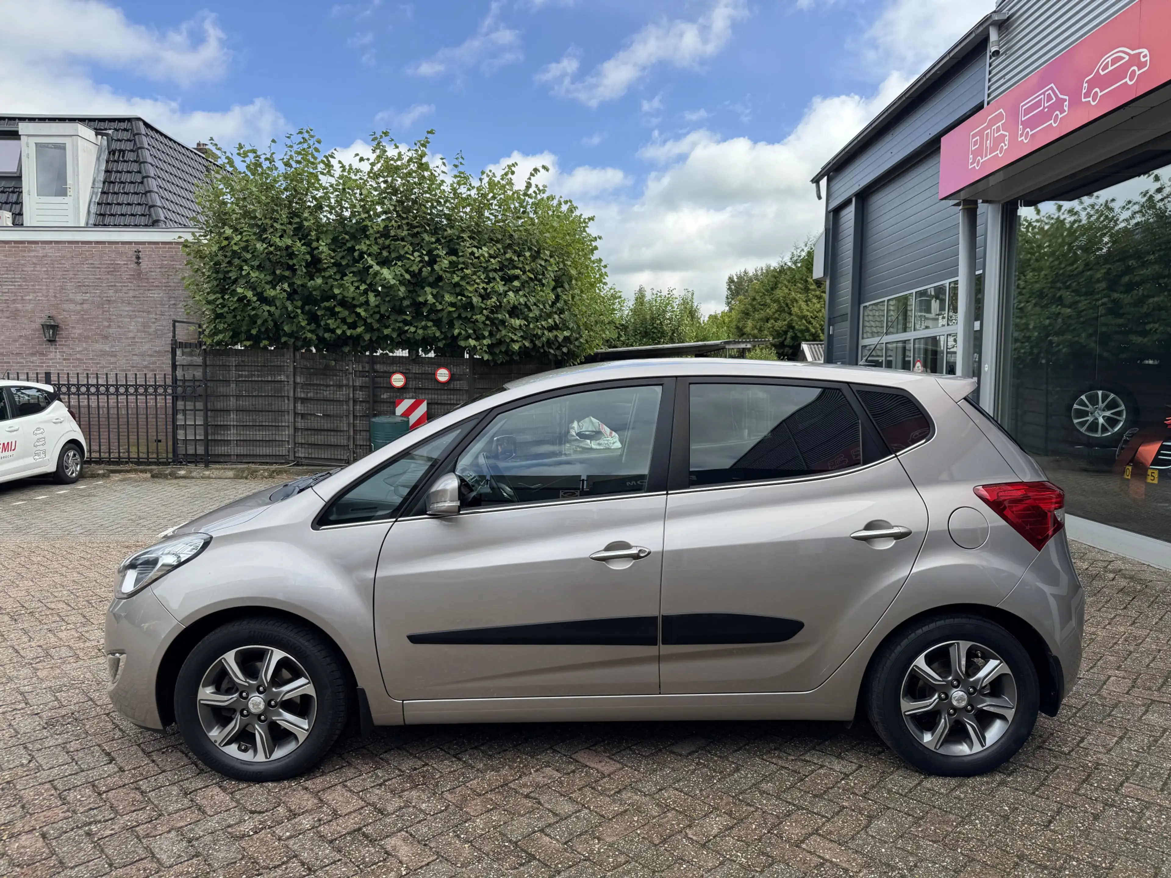 Hyundai iX20 1.4i Go! Bluetooth, Trekhaak, Camera, Navi — photo 3
