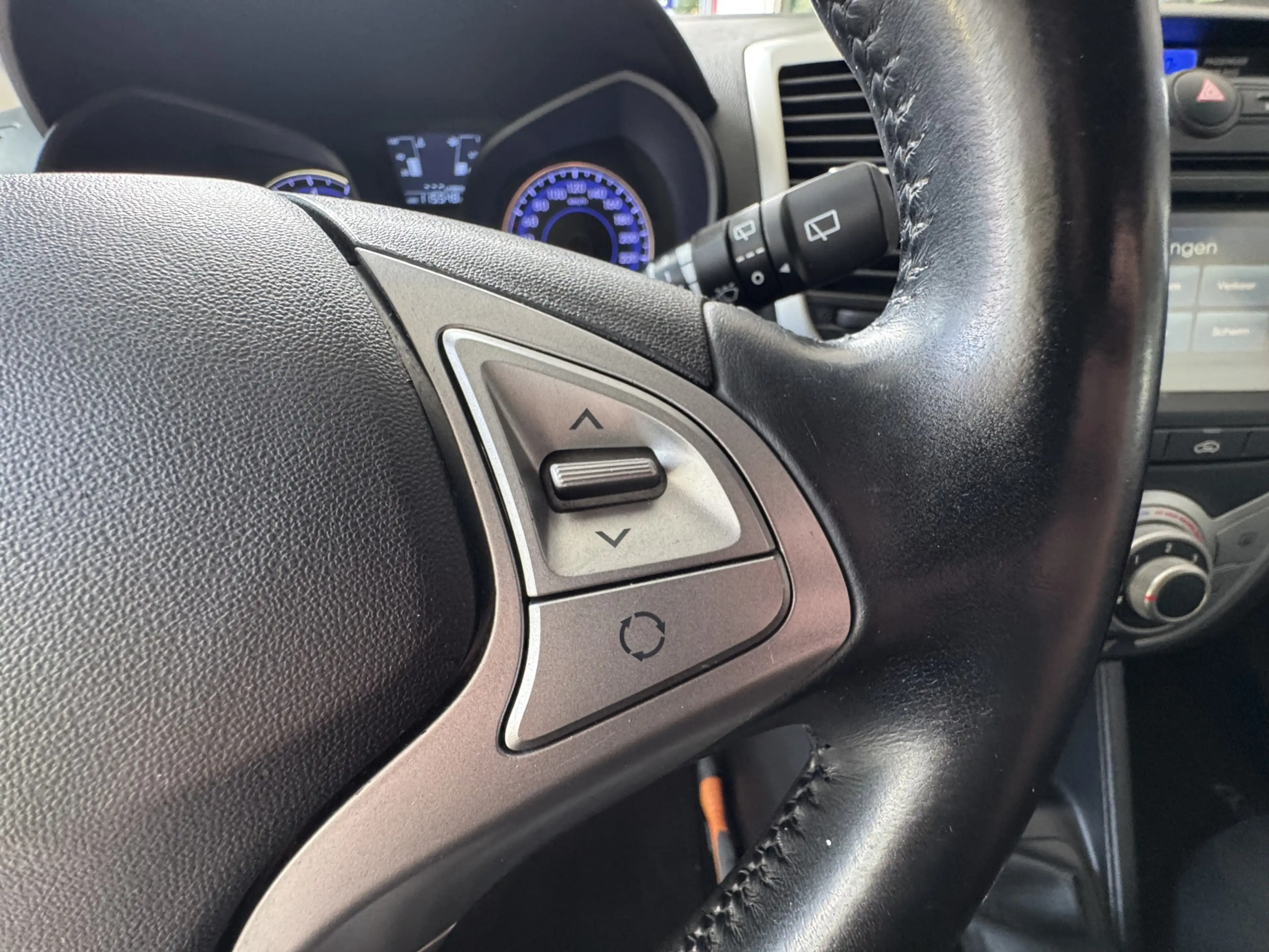 Hyundai iX20 1.4i Go! Bluetooth, Trekhaak, Camera, Navi — photo 17