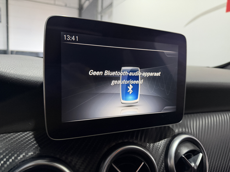 Mercedes-Benz A 180 Ambition - Pano / Navi / Bluetooth — photo 21