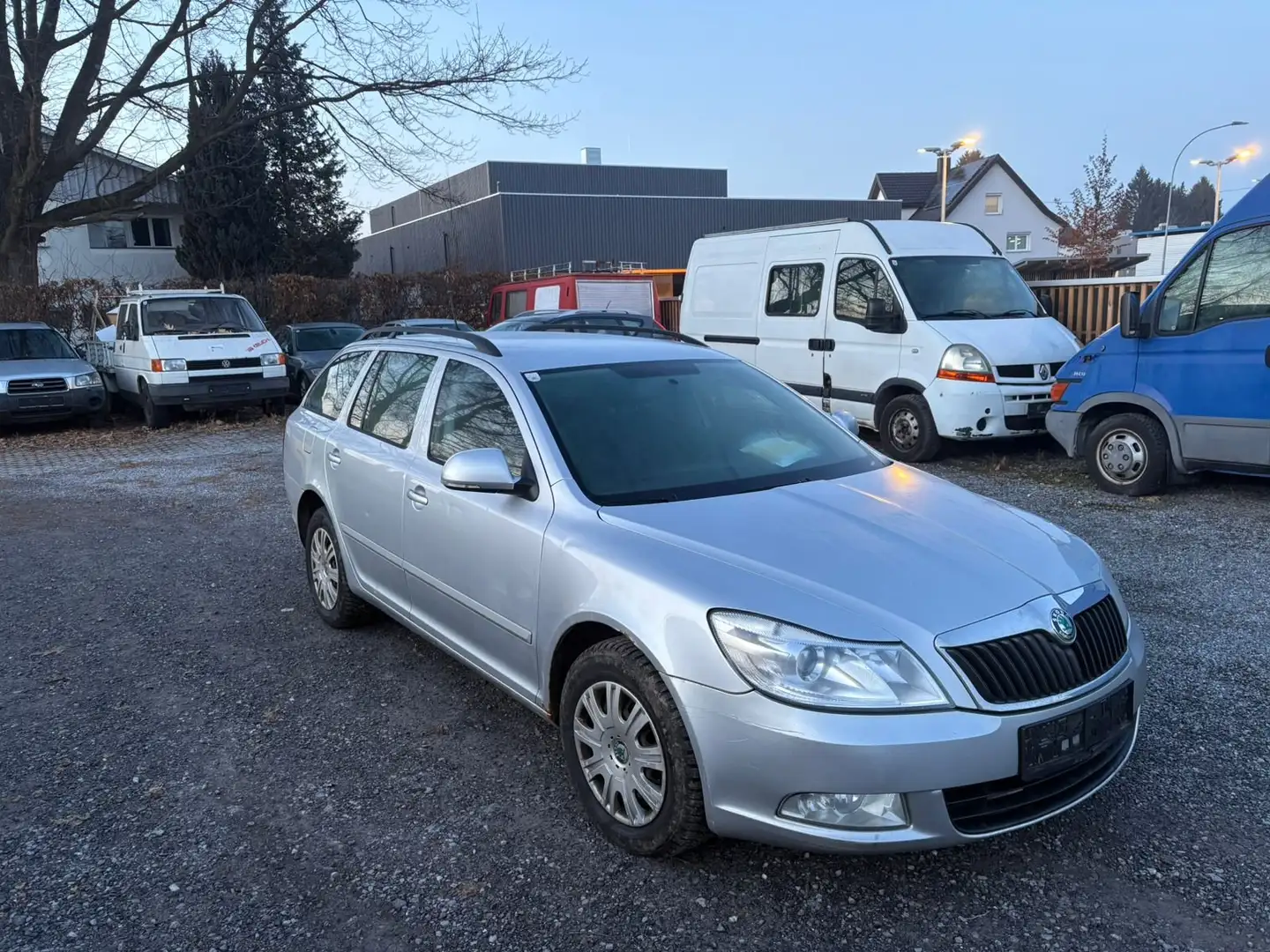 Skoda Octavia 4X4... Keine Pickel Grau - 2