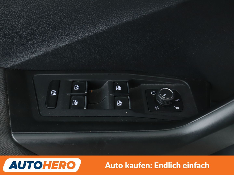 Volkswagen T-Roc 1.5 TSI ACT IQ.DRIVE Aut. *NAVI*LED*ACC*PDC*SHZ* — photo 32