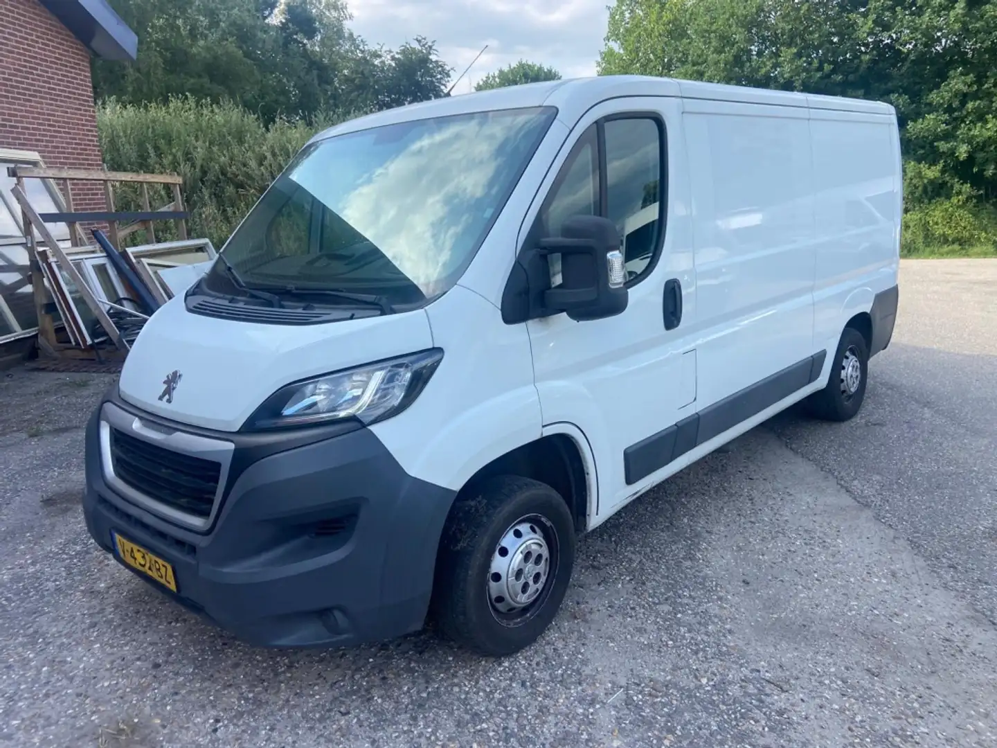 Peugeot Boxer 330 2.0 HDI L2H1 Pro MOTOR DEFECT!!! Wit - 1