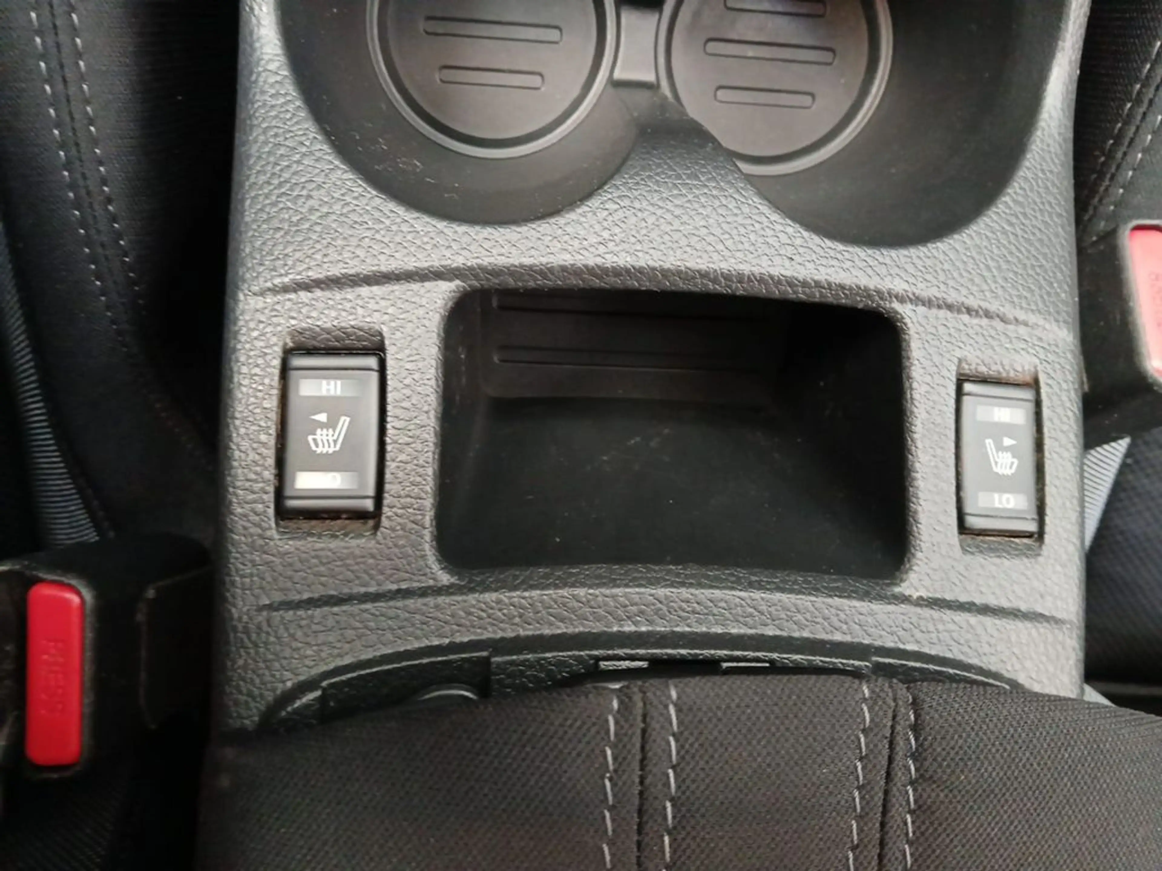 Nissan Qashqai QASHQAI N-Connecta 1.2 DIG-T 6MT 4x2 Design BF — photo 14