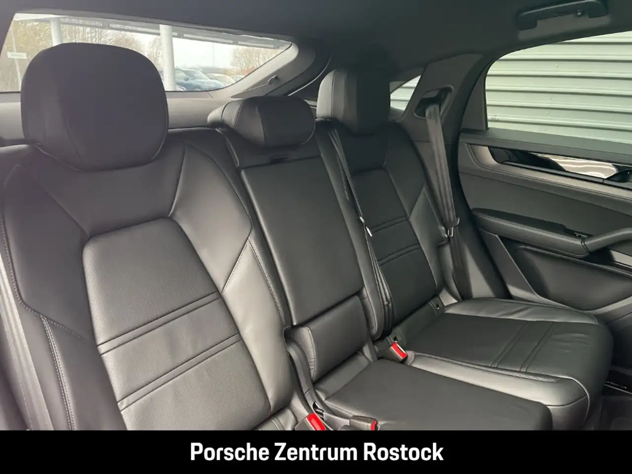 Porsche Cayenne Coupe Black Edition InnoDrive Head-Up 15