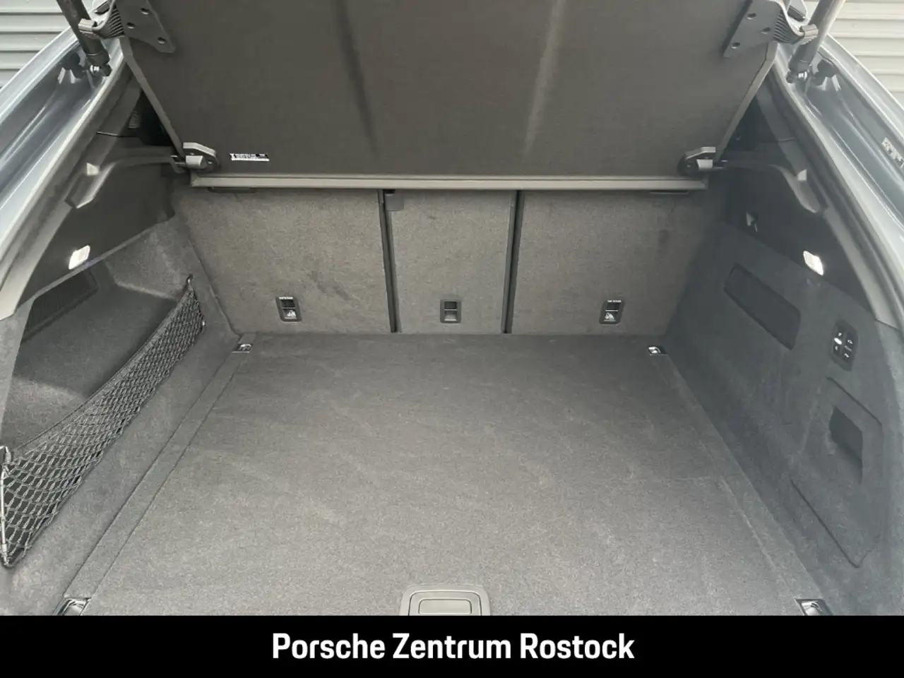 Porsche Cayenne Coupe Black Edition InnoDrive Head-Up 13