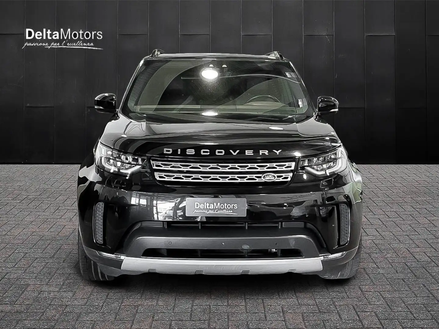 Land Rover Discovery 3.0 SDV6 HSE Luxury Nero - 2
