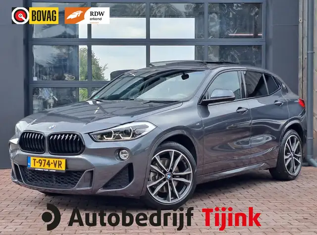 BMW X2 sDrive20i High Executive M Sport 192PK | Pano | Tr
