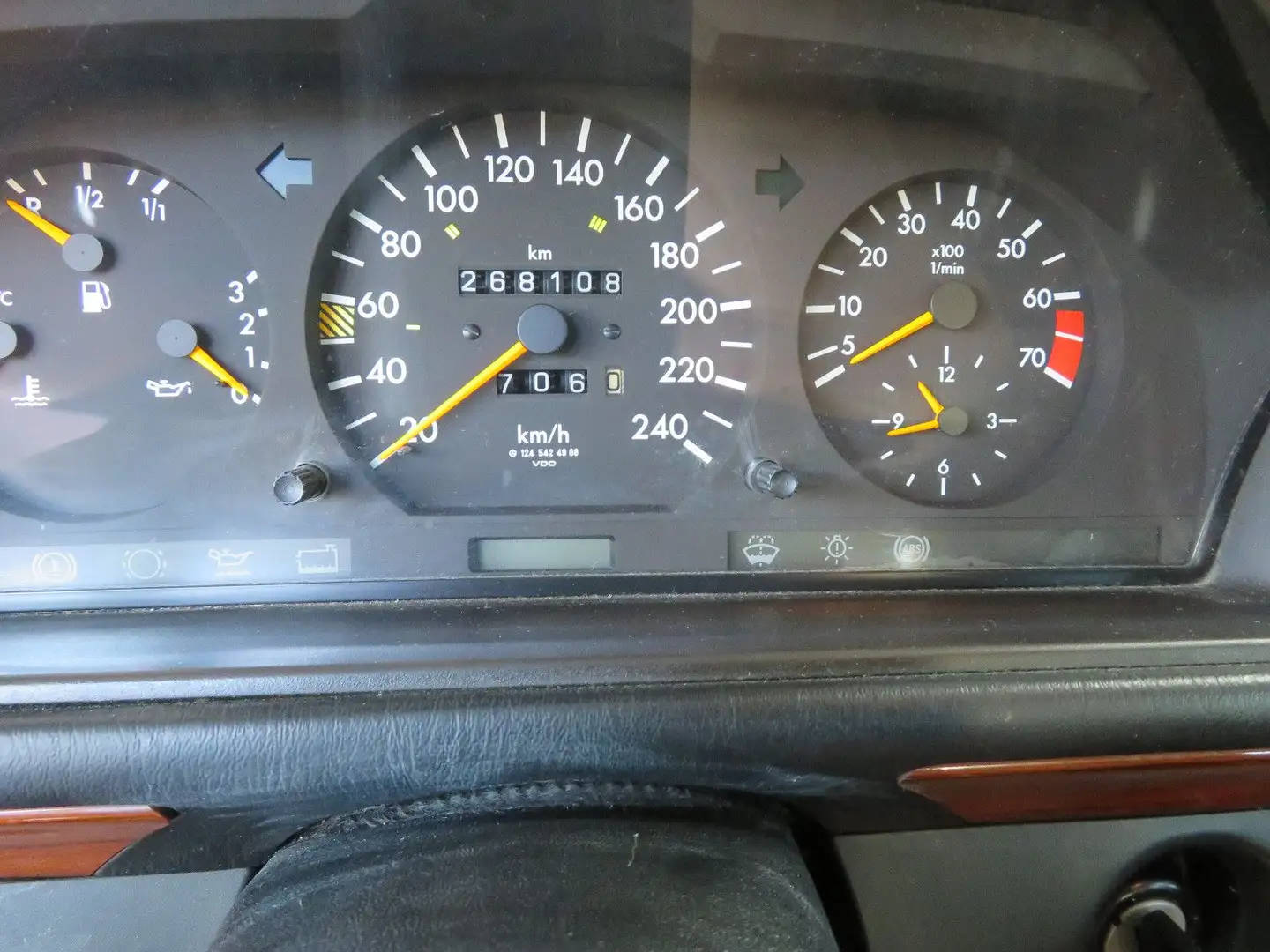 Mercedes-Benz 300 TE Vert - 2