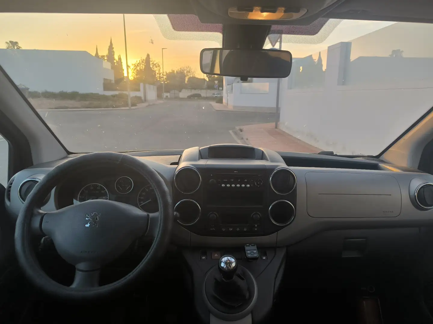 Peugeot Partner Tepee 1.6HDI Premium 110 - 1