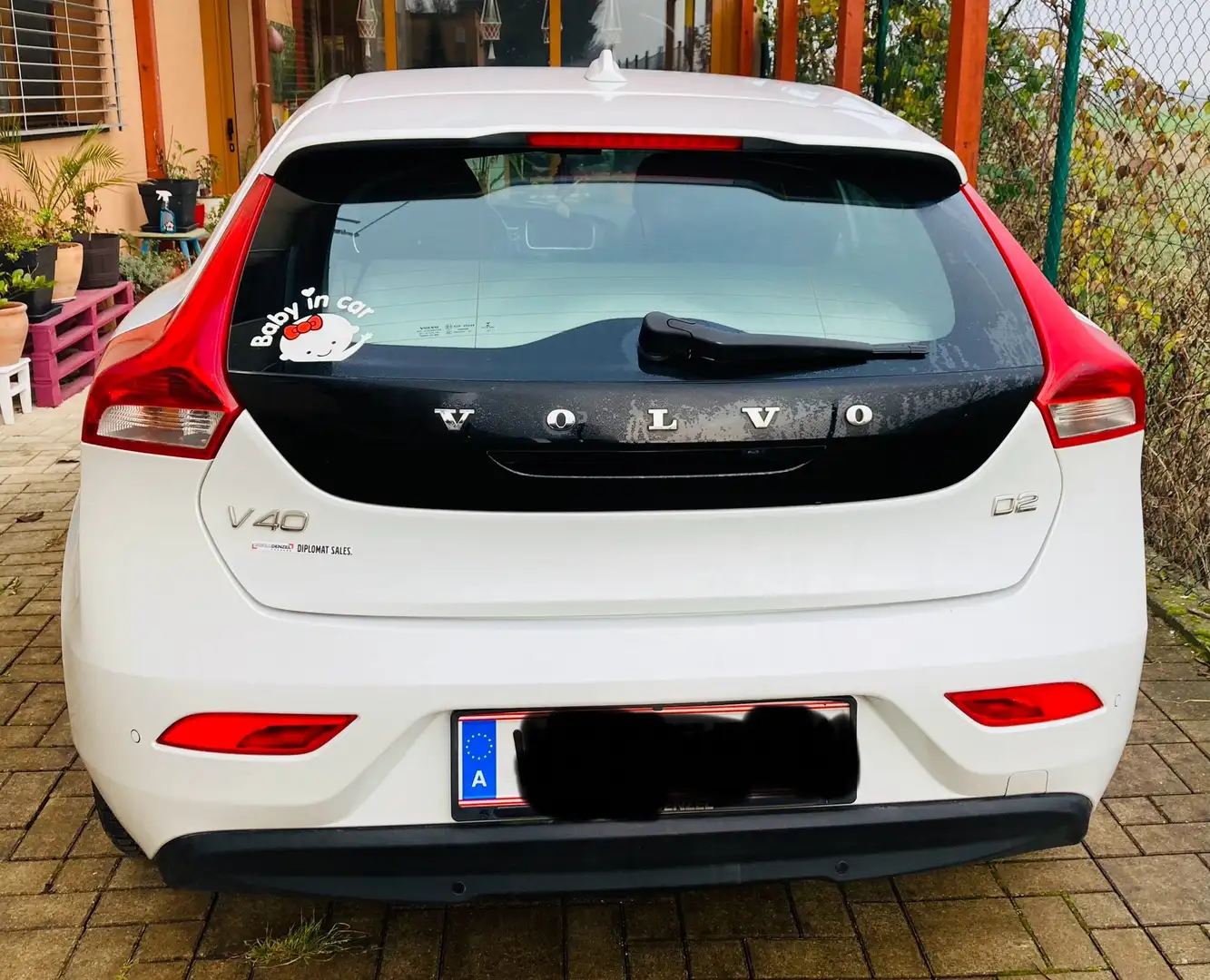 Volvo V40 V40 D2 Momentum Powershift Momentum Weiß - 2