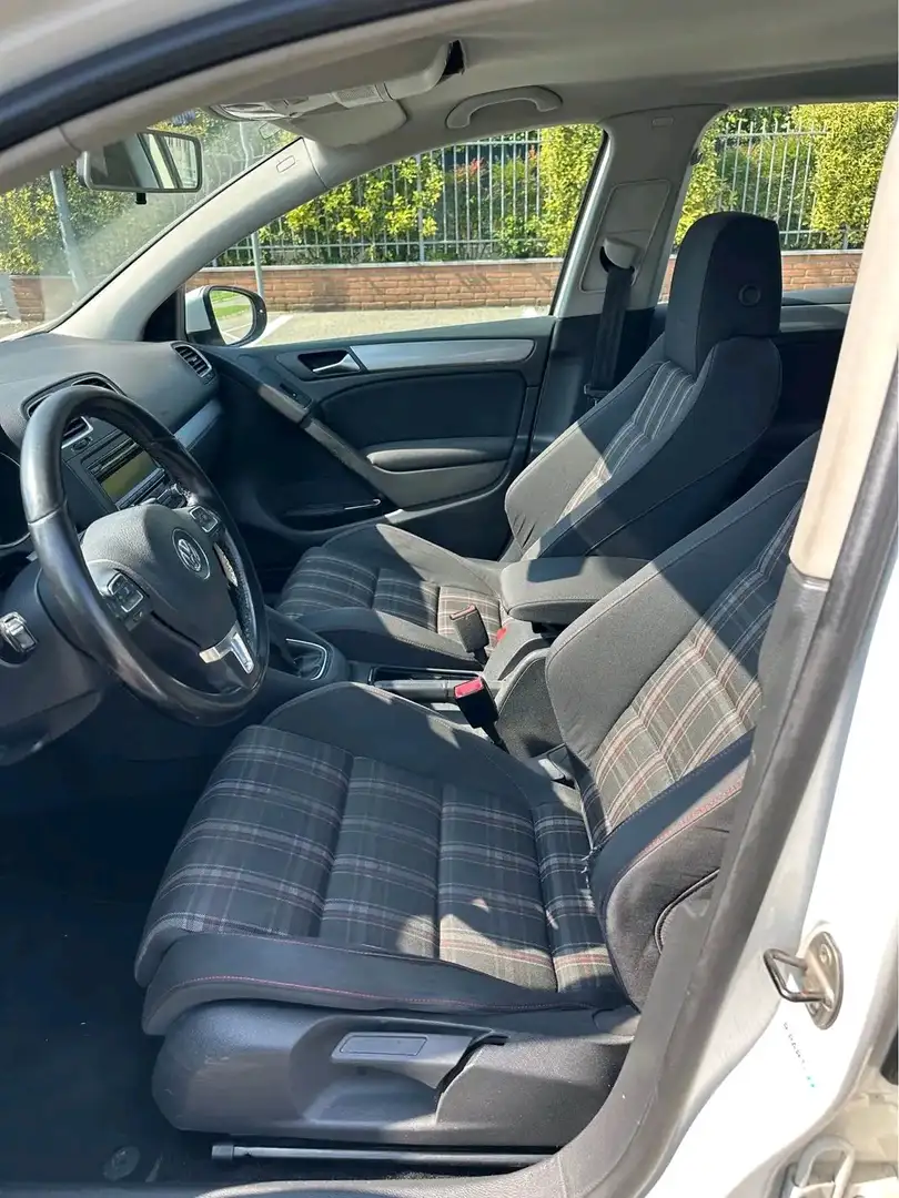 Volkswagen Golf Golf 5p 2.0 fsi Gt Sportline 4motion Bianco - 2