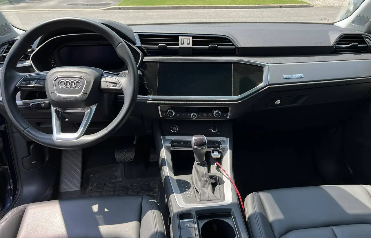 Audi Q3 photo Audi Q3