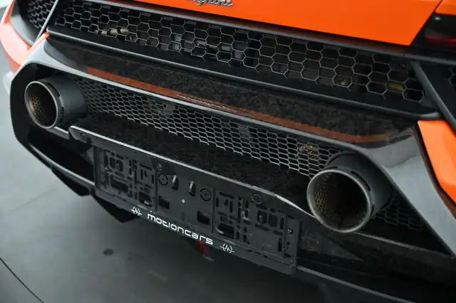 Lamborghini Huracan view 15