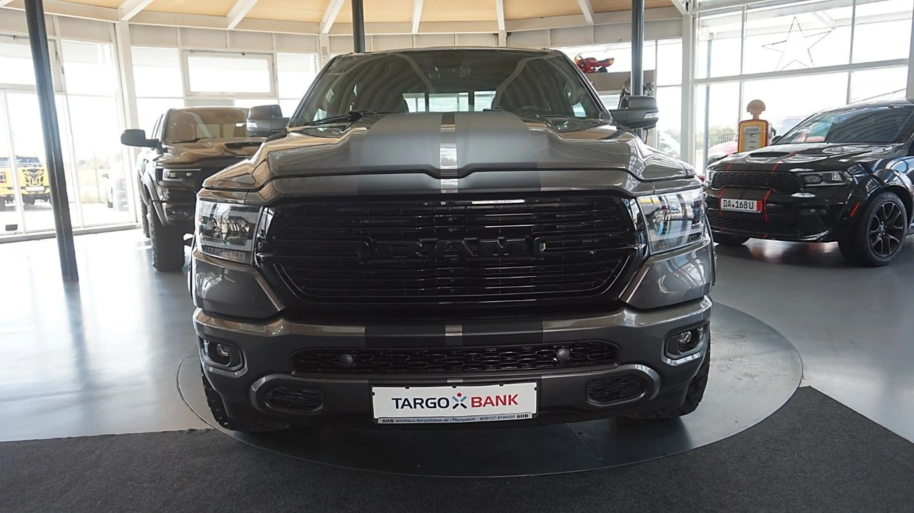 Dodge RAM 1500 HEMI 5.7l Crew-Cab*4x4*Navi*Alu20*AHK — photo 6