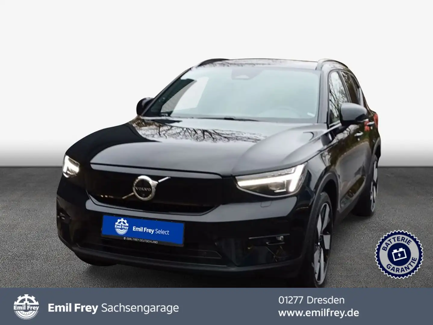 Volvo EX40 Fully Electric Twin Motor AWD Plus Dark 300 k Noir - 1