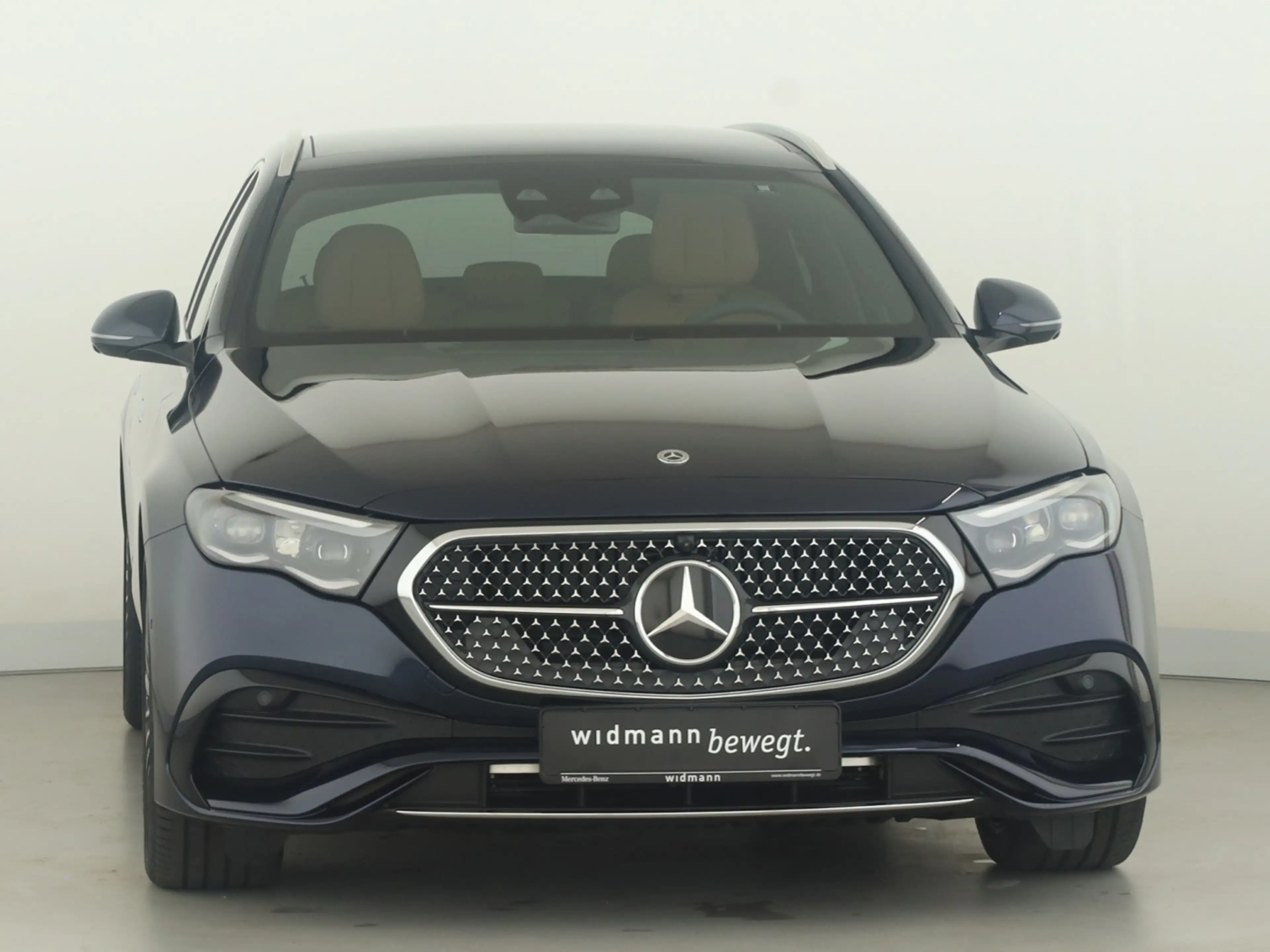 Mercedes-Benz E 450 d 4MATIC T-Modell 360 4xSHZ ACC AHK AUT LM — photo 3