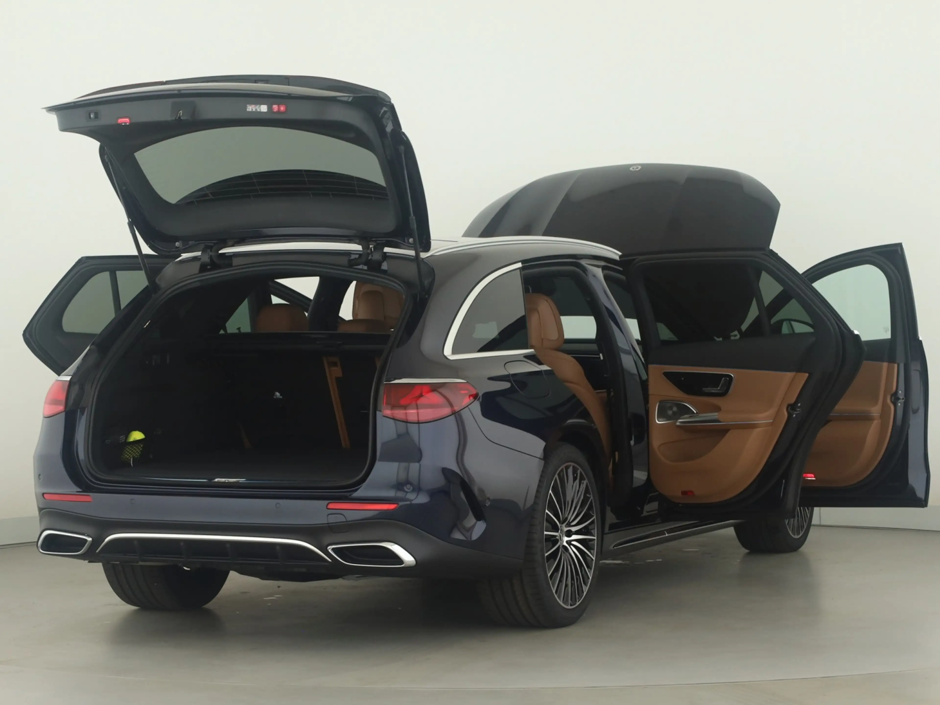 Mercedes-Benz E 450 d 4MATIC T-Modell 360 4xSHZ ACC AHK AUT LM — photo 9