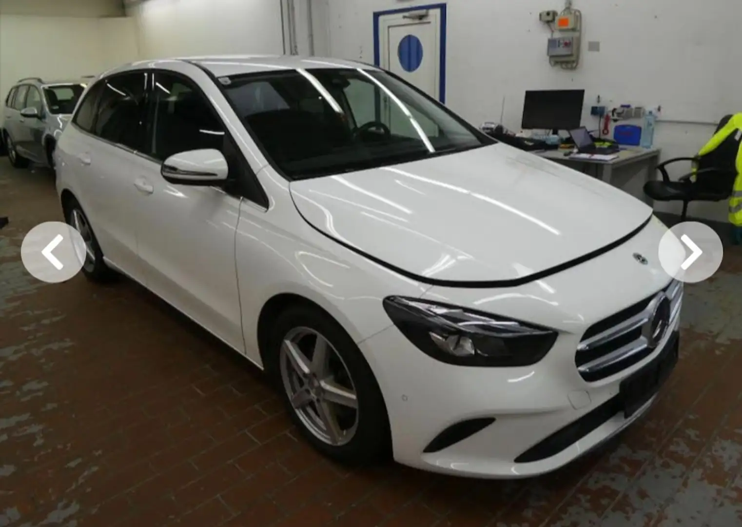 Mercedes-Benz B 180 B 180d 2.0 Aut. Weiß - 1