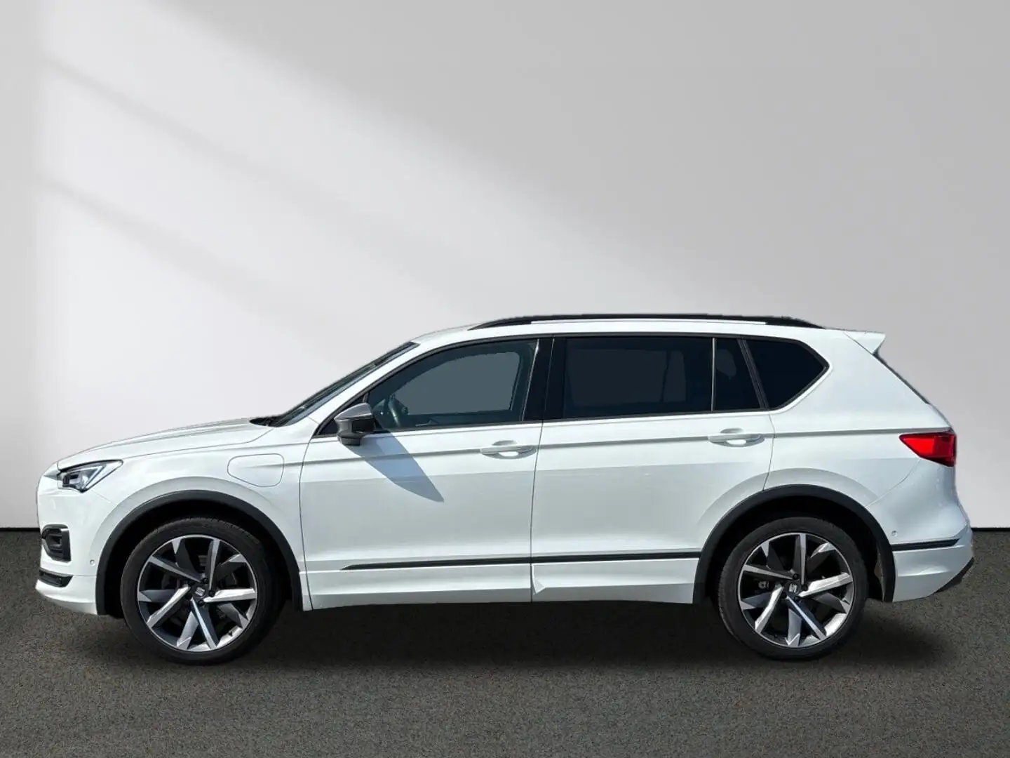 SEAT Tarraco FR 1.4 eHybrid Sitzhzg. CarPlay LED AHK Wit - 2