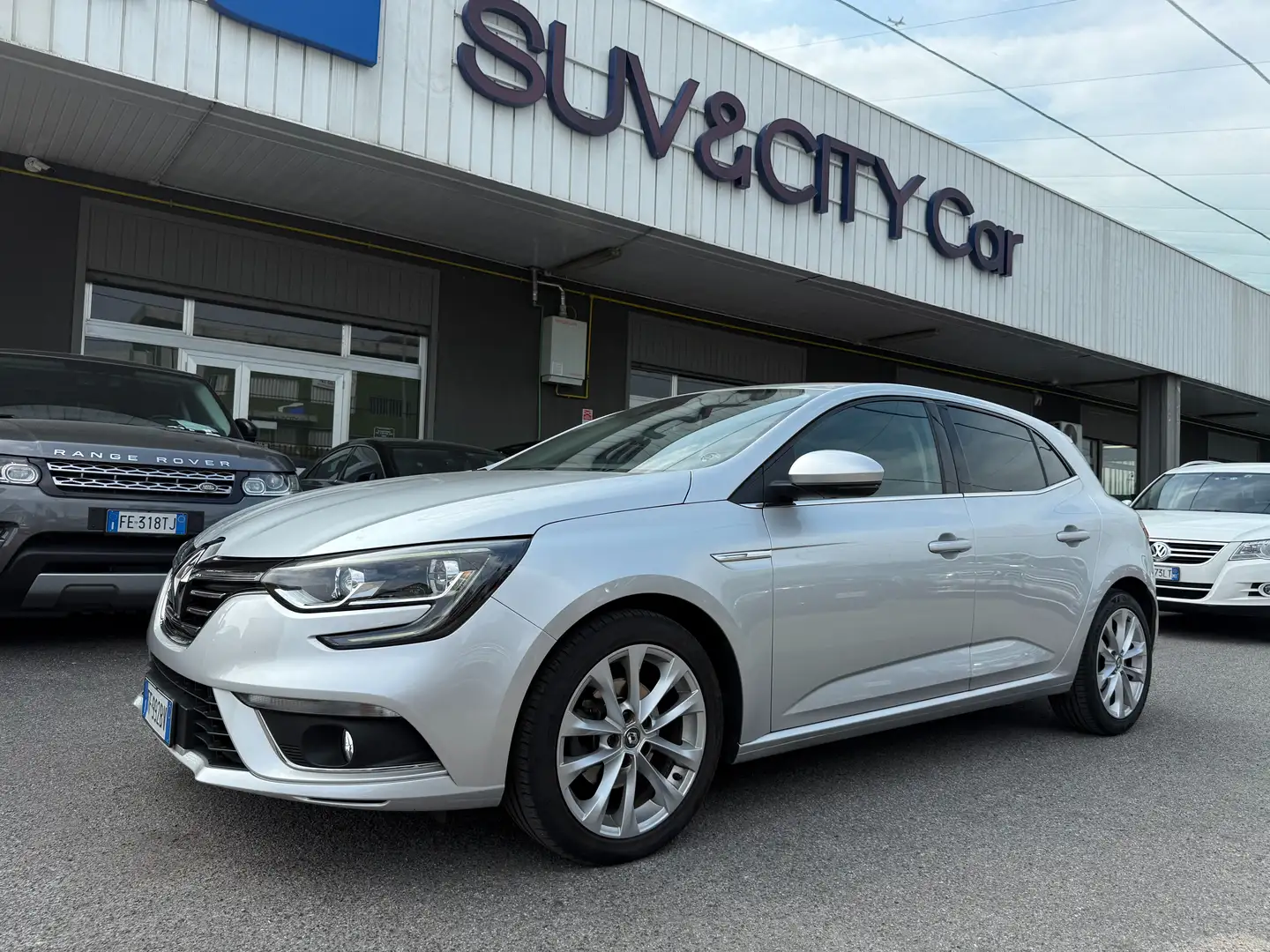 Renault Megane 1.5 dci EURO 6  110cv edc Srebrny - 1