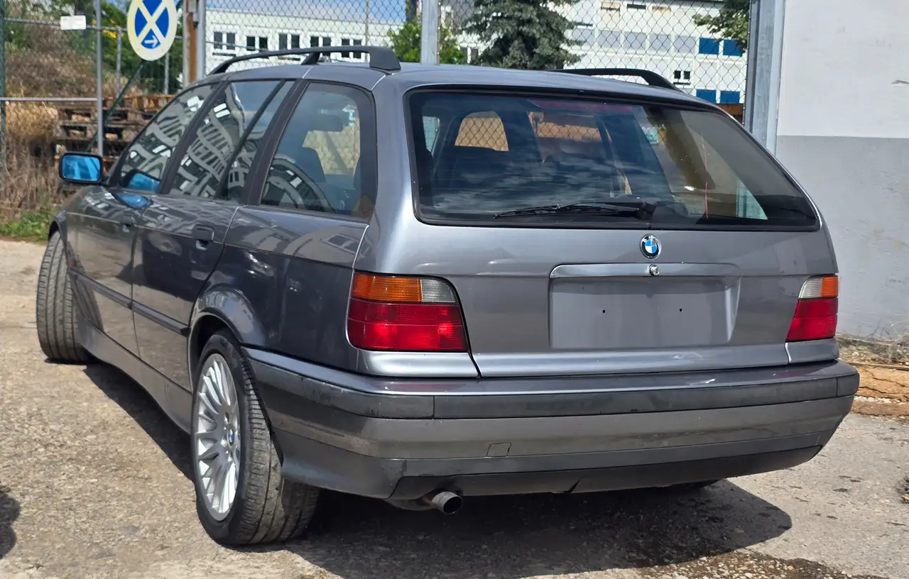 BMW 318i touring Automatik Tüv Neu, foto 3
