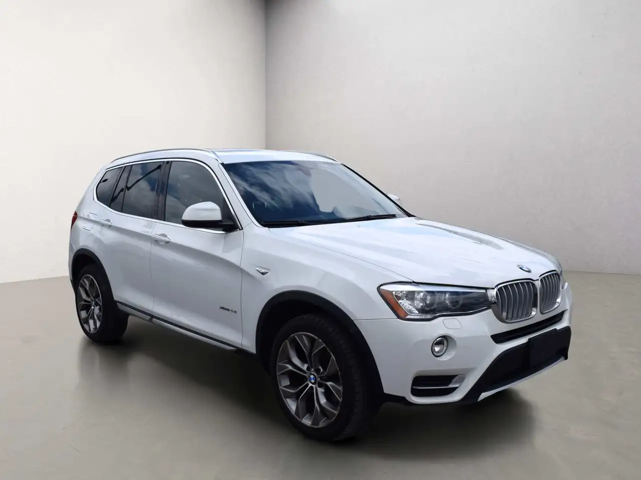 BMW X3 снимка BMW X3