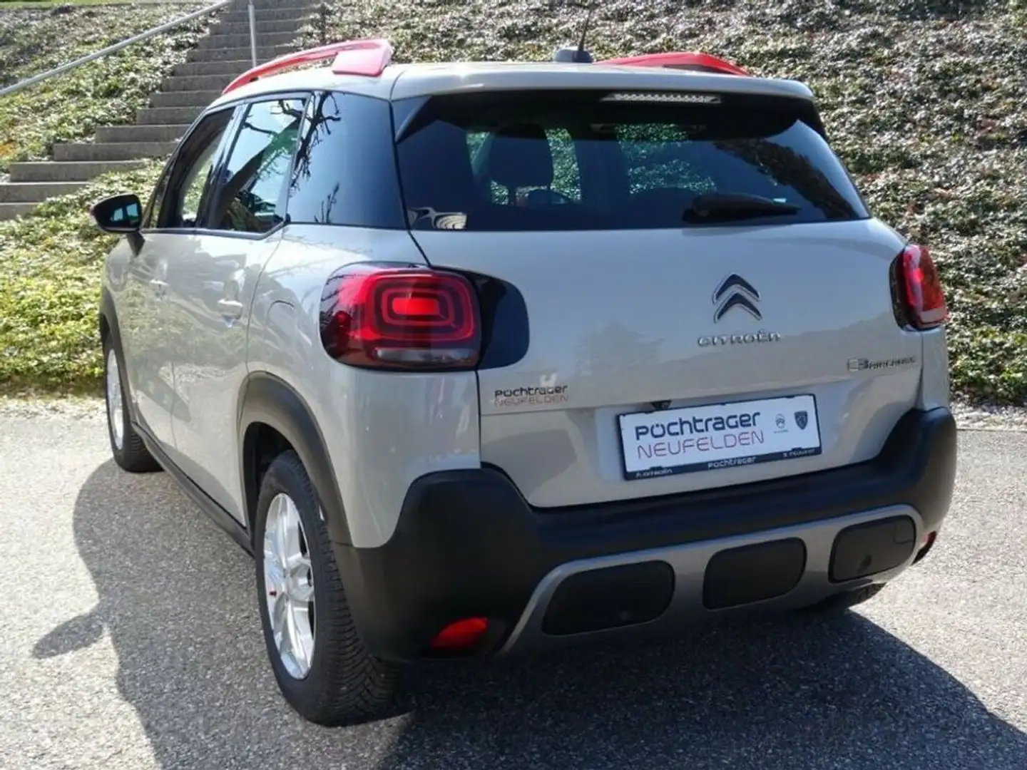 Citroen C3 Aircross PureTech 82 Austria Edition Beige - 2