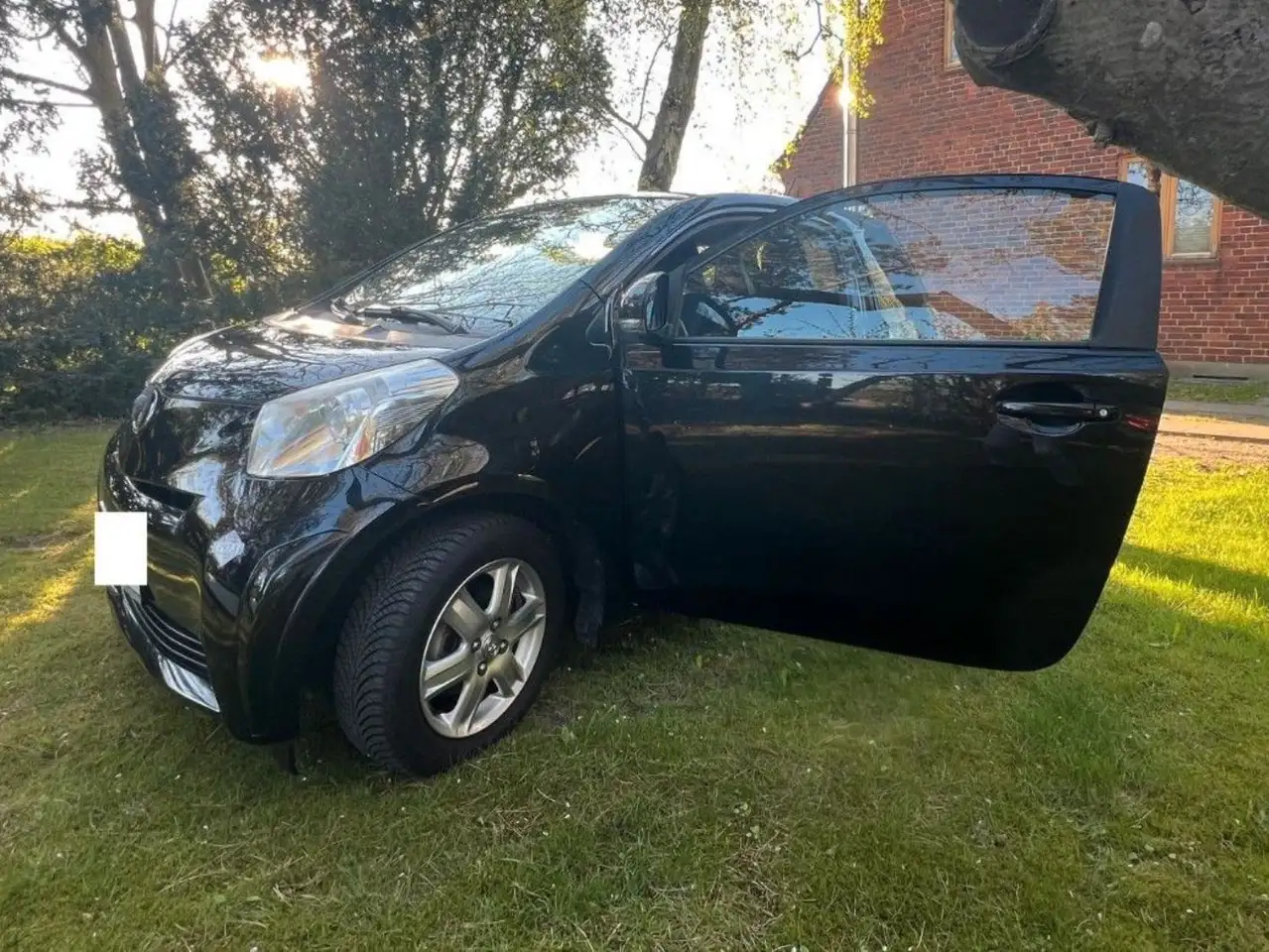 Toyota iQ