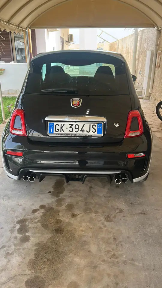 Abarth 695 2021