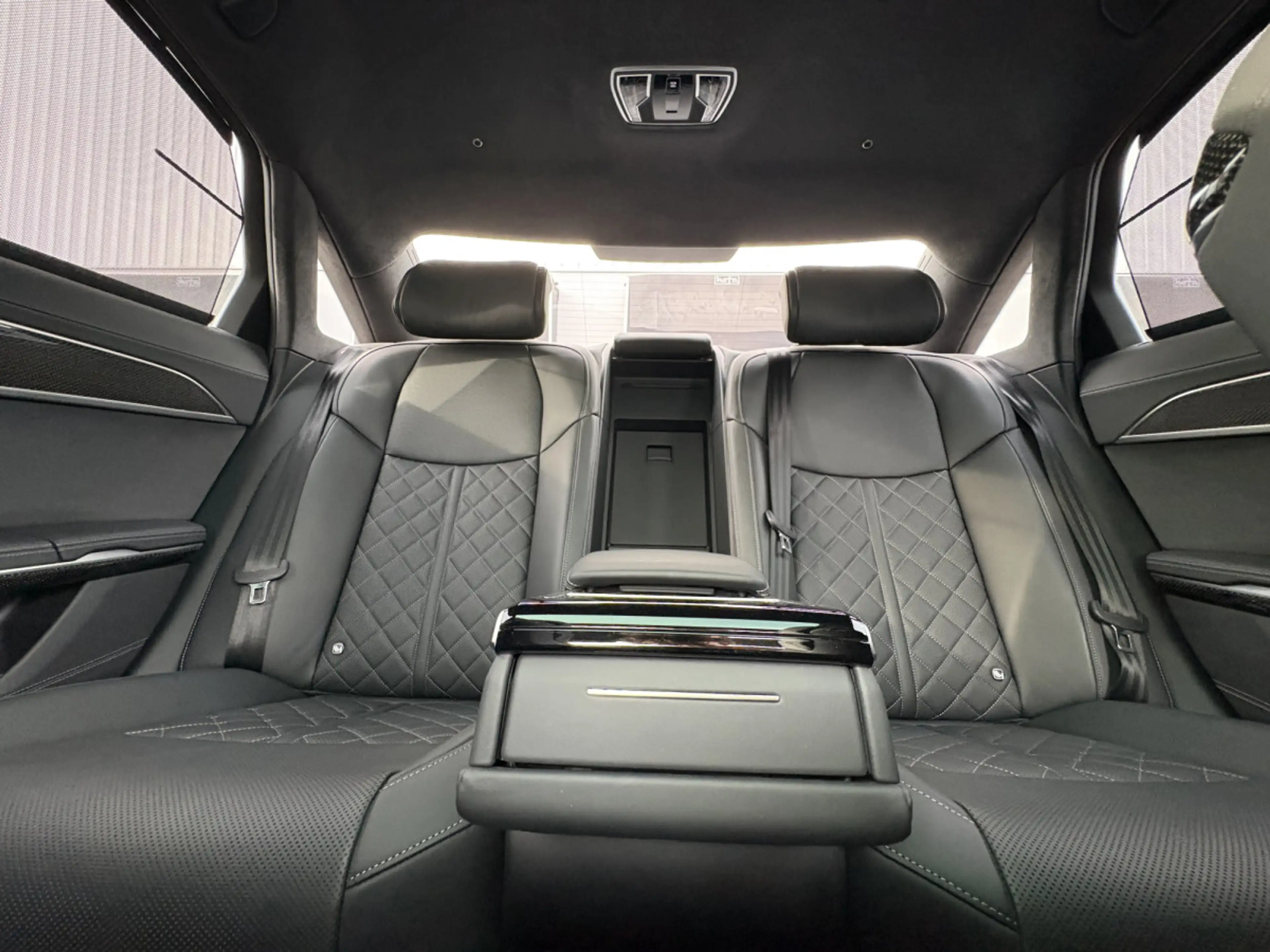 Audi S8 S8 V8 4.0 TFSI 571 TIPTRONIC 8 QUATTRO — photo 14