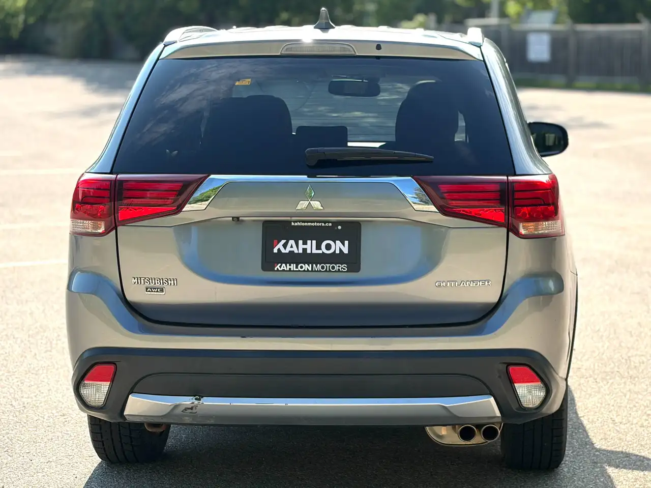 Mitsubishi Outlander снимка Mitsubishi Outlander