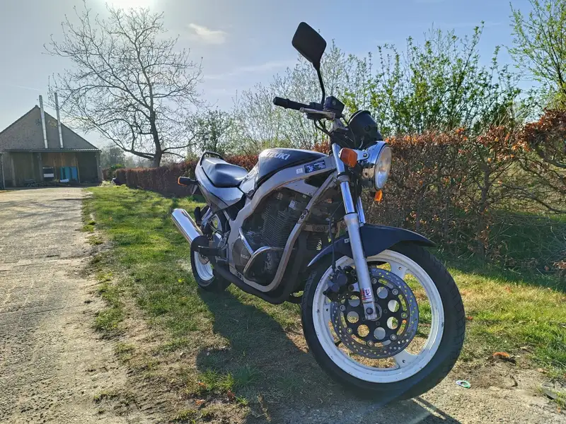 Suzuki GS 500 - foto 3