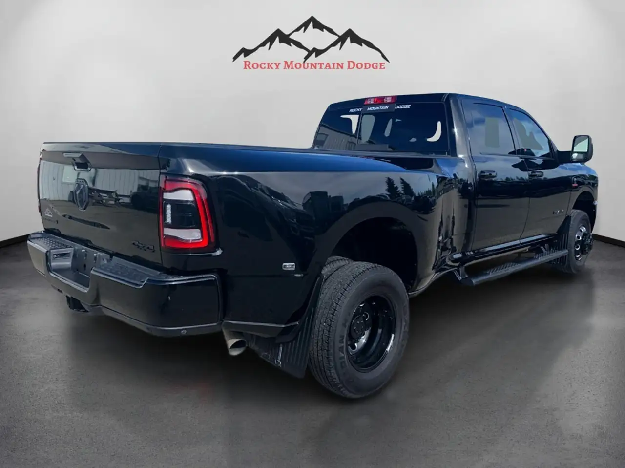 RAM 3500 снимка RAM 3500