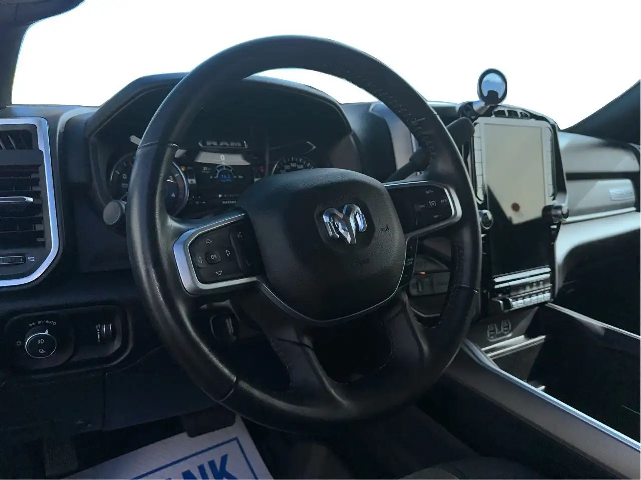 RAM 3500 снимка RAM 3500