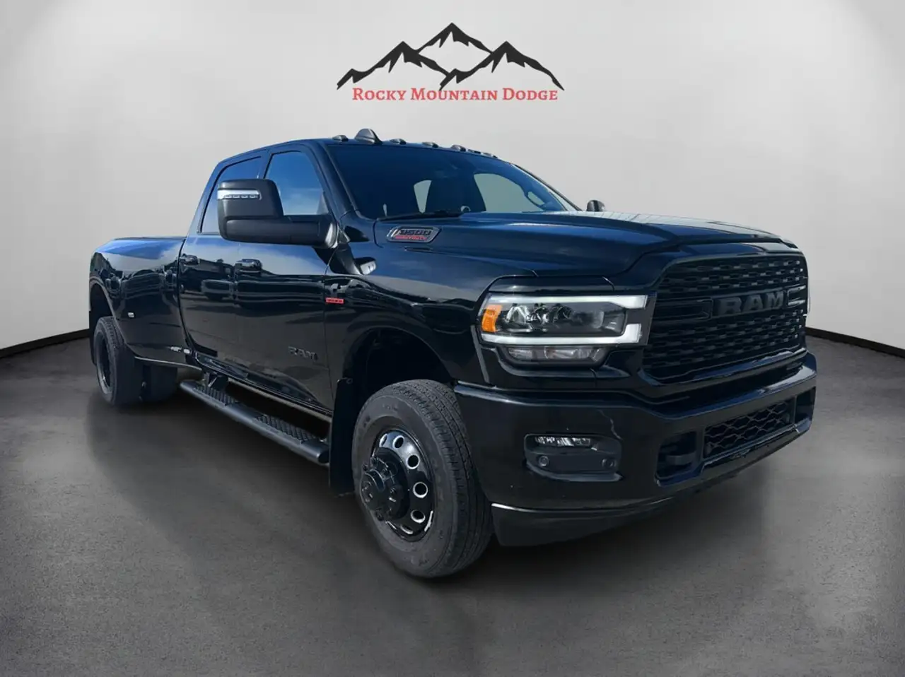 RAM 3500 снимка RAM 3500