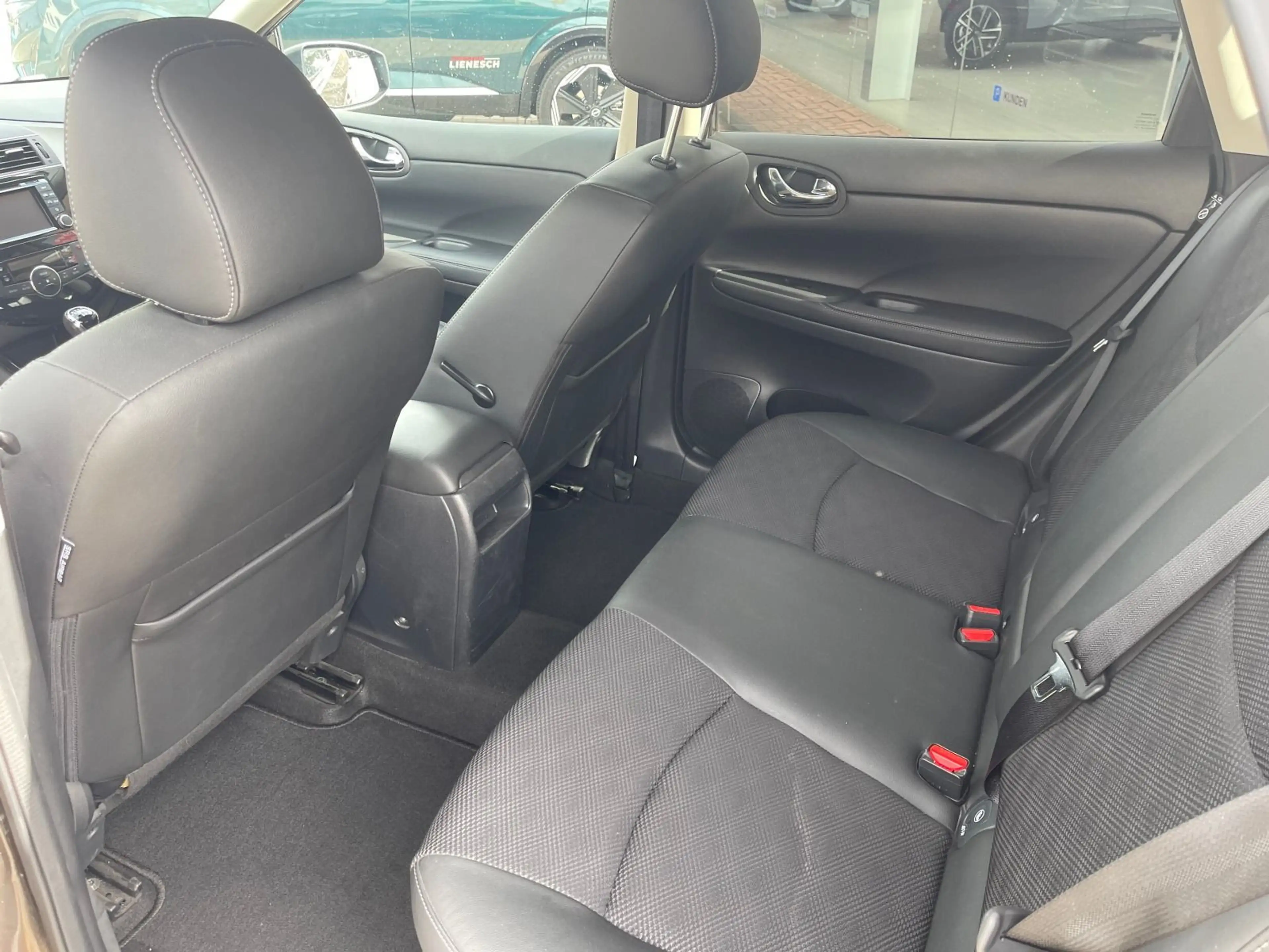 Nissan Pulsar 1.2 N-Connecta Navi/AHK/Allwetterreifen — photo 11
