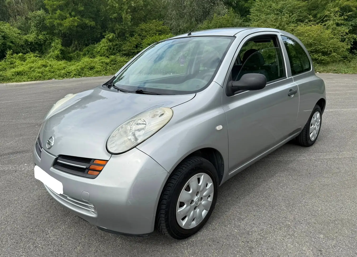 Nissan Micra 1.0i 16v Visia Серый - 1