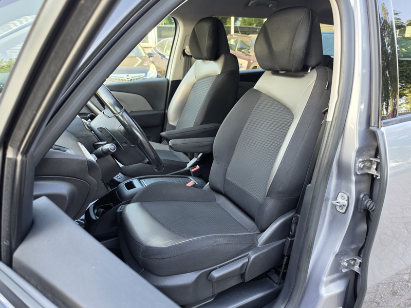 Citroen Grand C4 SpaceTourer 1.2 PureTech Shine Automaat 7p Camera Navi Stoelma — photo 9