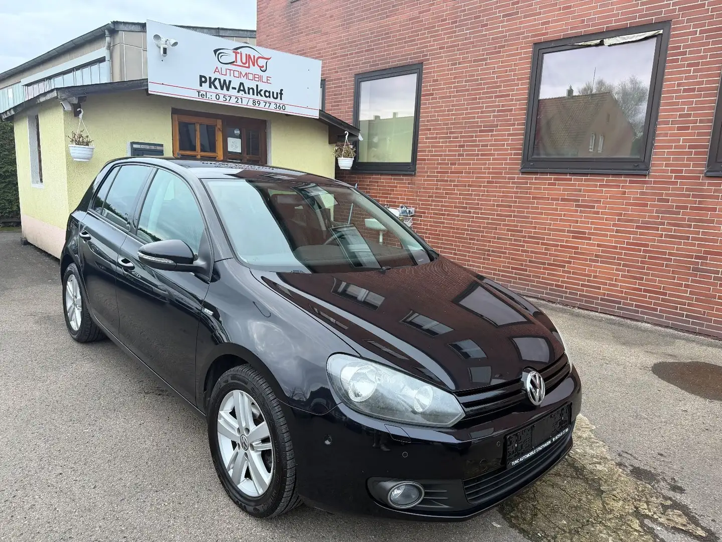 Volkswagen Golf VI Match/2,0TDI/NAVI/ Noir - 2