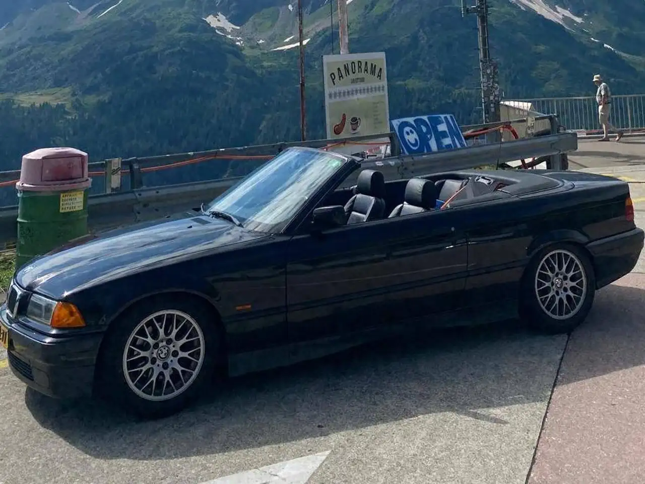 BMW 318i Executive, foto 9