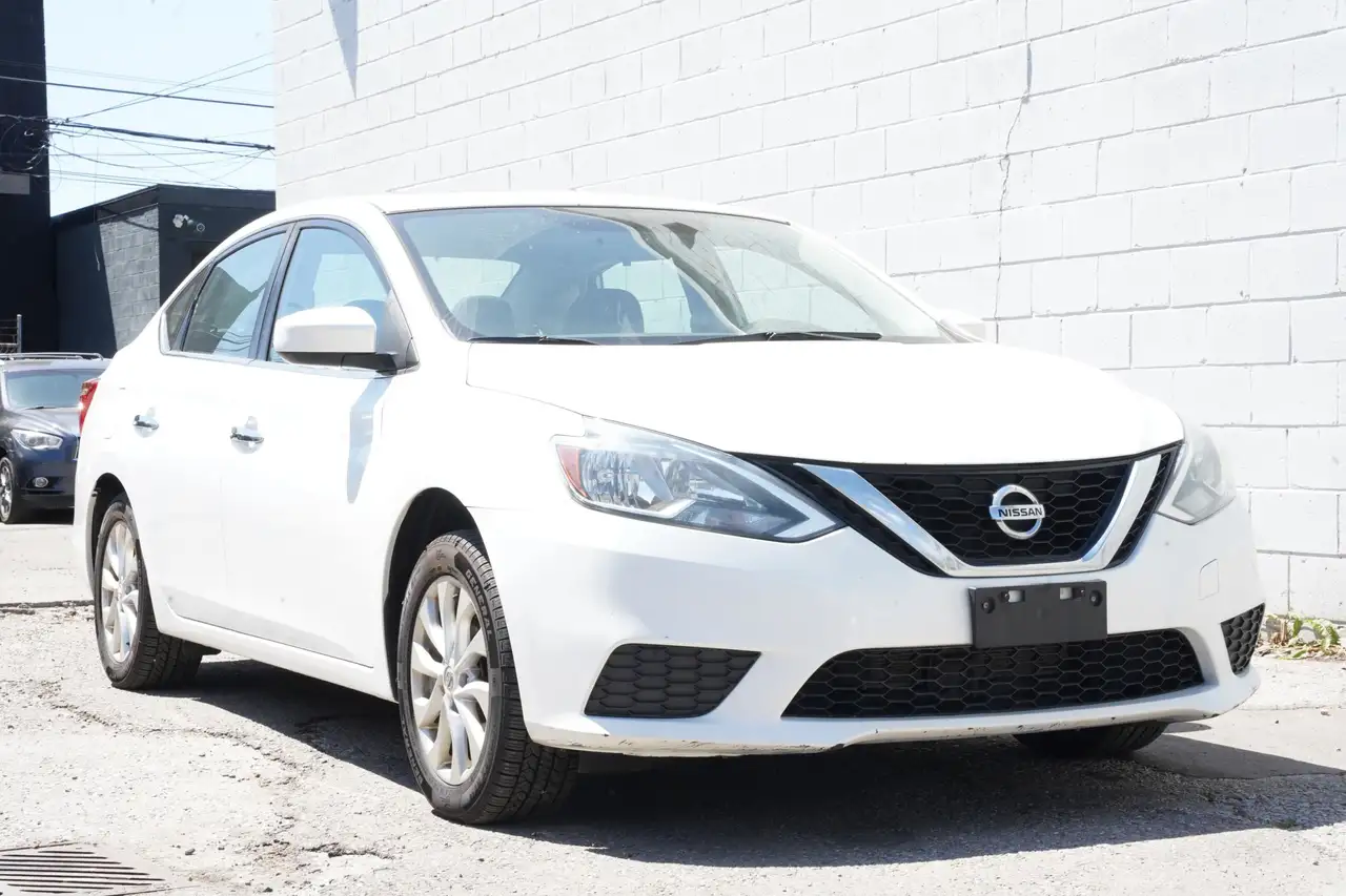 Nissan Sentra fotografie Nissan Sentra