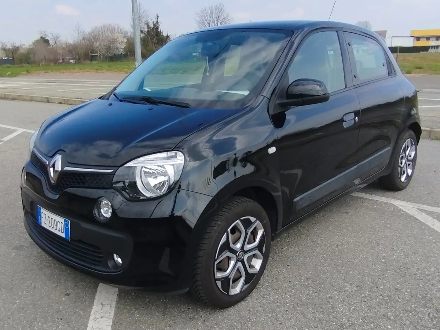 Renault Twingo Twingo III 2019 0.9 tce Generation Gpl 90cv Schwarz - 1